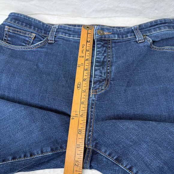St. Johns Bay Womens Size 16 Blue Mid-rise Straight Leg Denim Jeans - Picture 4 of 10